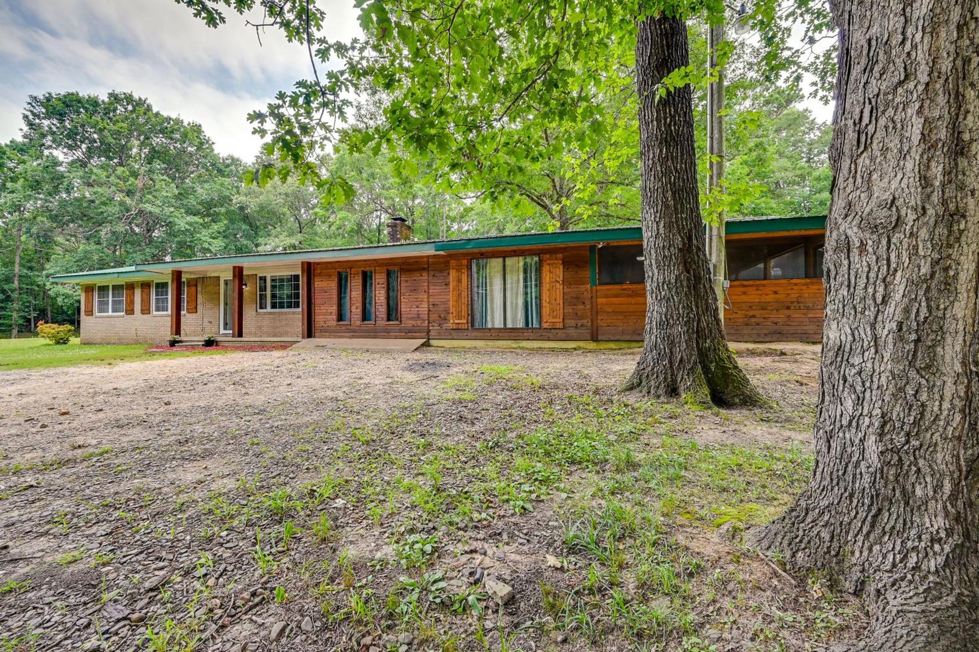 Quiet Abode With Gas Grill About 5 Miles To Broken Bow! Villa Luaran gambar