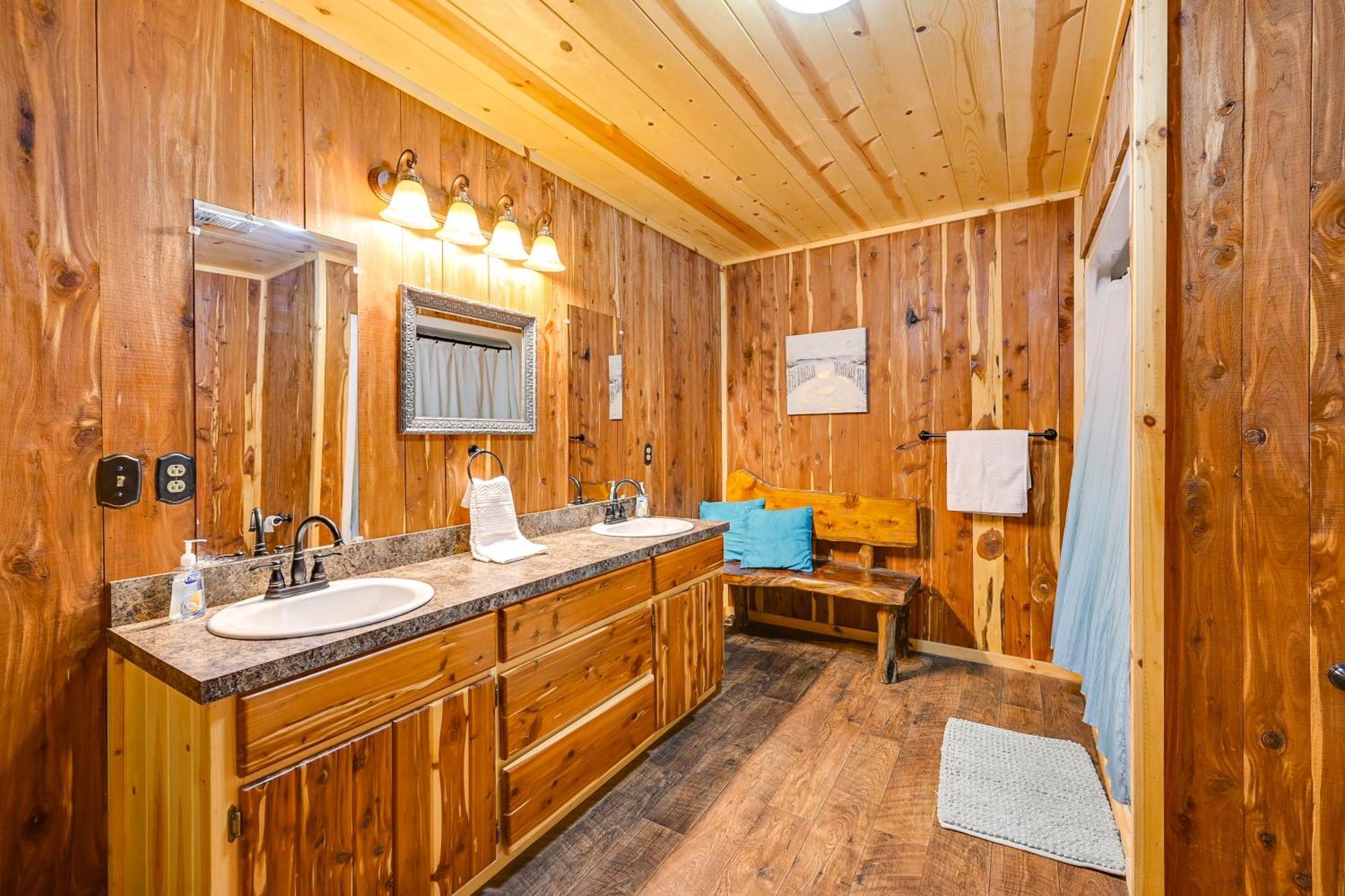 Quiet Abode With Gas Grill About 5 Miles To Broken Bow! Villa Luaran gambar